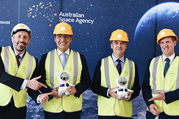 L-R: Dr Jason Held, CEO of Saber Astronautics; Premier of South Australia, the Hon Steven Marshall MP; Senator Andrew McLachlan; South Australian Minister for Trade and Investment, the Hon Stephen Patterson MP.