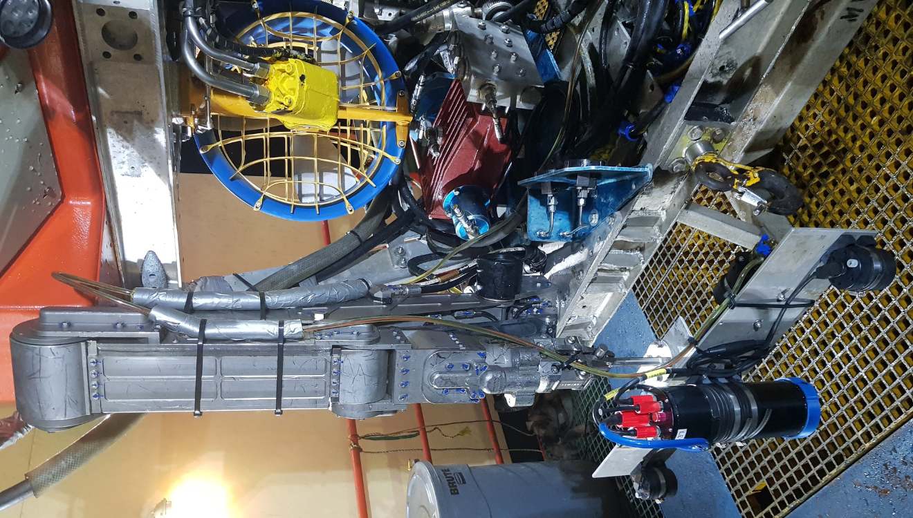 Abyss robotic arm