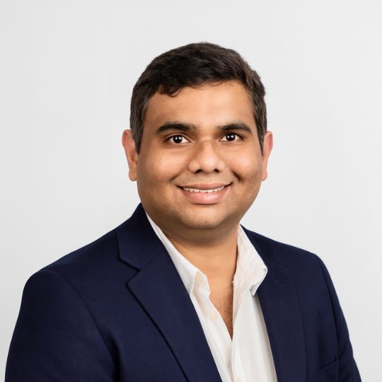Dr Charitha de Silva