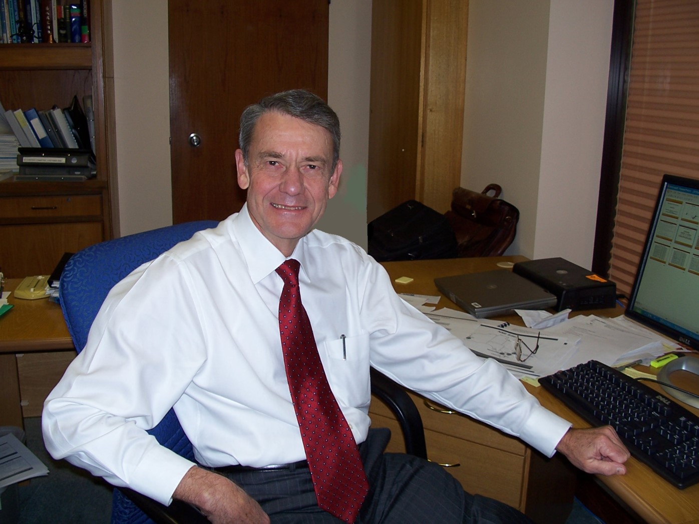 Portrait photo of Barry Inglis