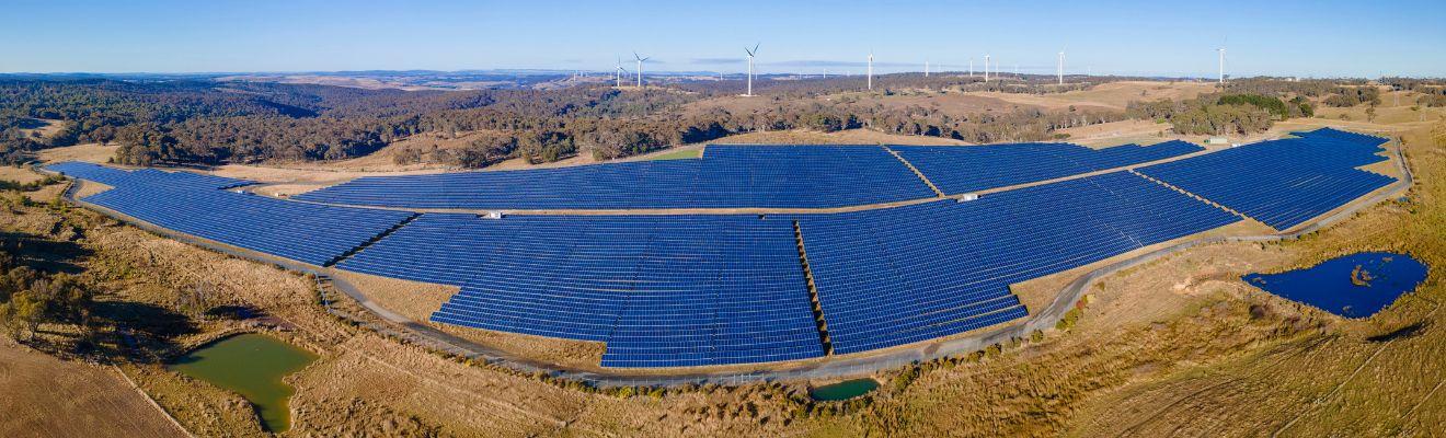 Field of solar panels