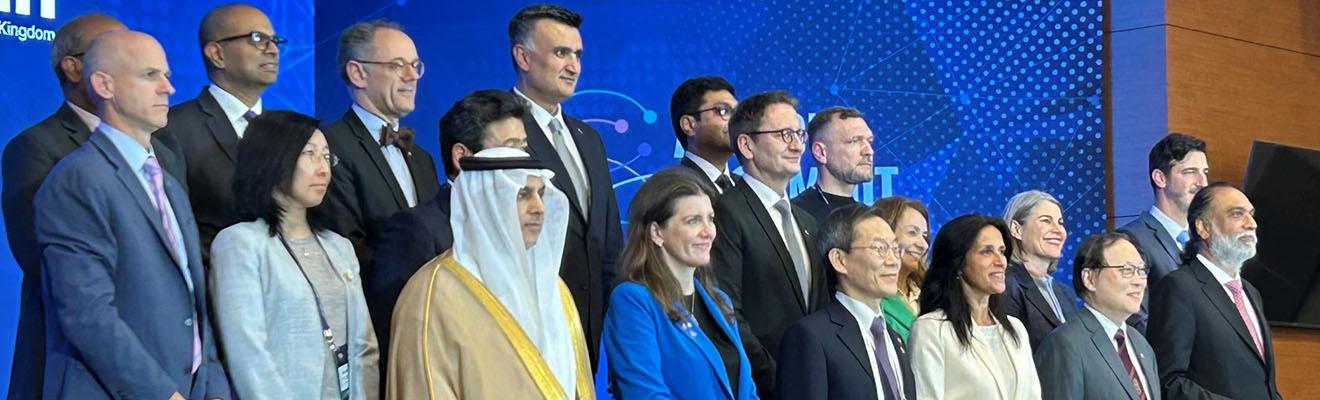 Photo of global leaders at the AI Safety Summit 2024
