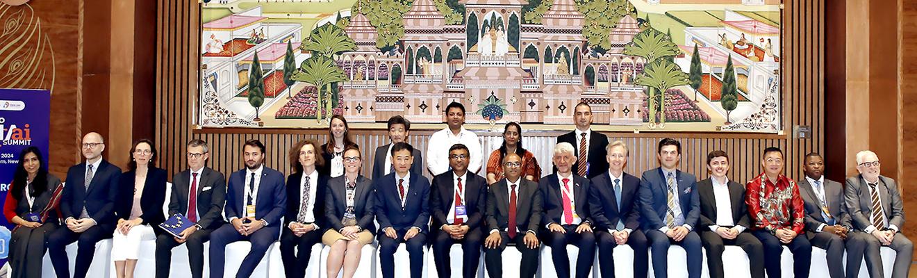 A group of the of all the representatives from the 6th meeting of the GPAI Ministerial Council 