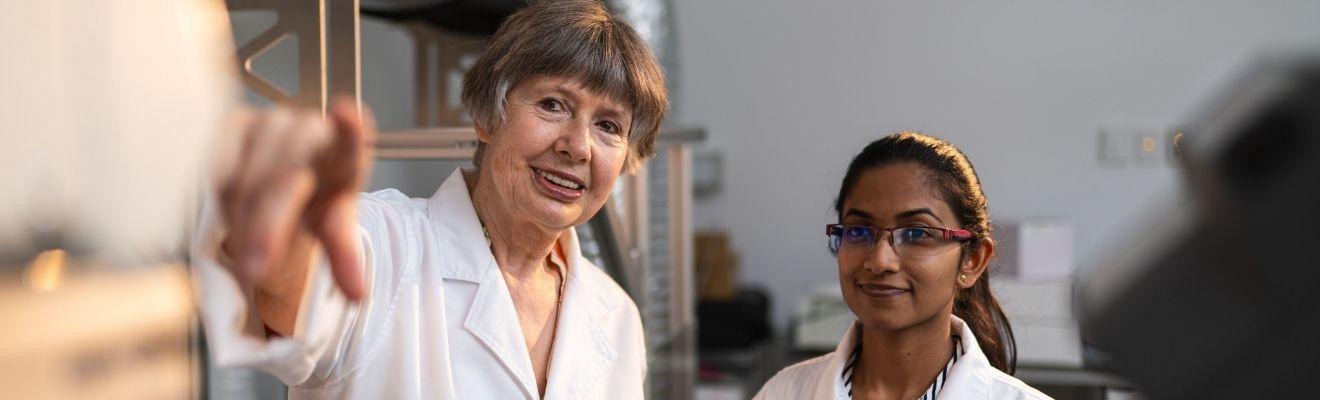 Distinguished Professor Lidia Morawska received the 2025 Prime Minister’s Prize for Science. 