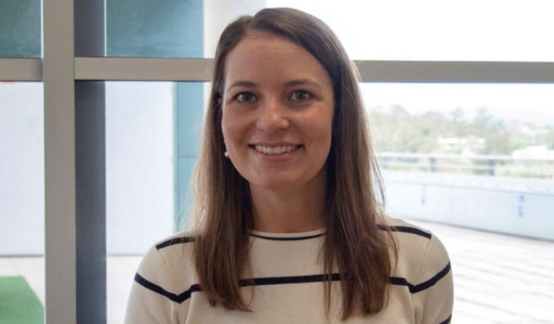 Photo of Dr Jessica Bogard