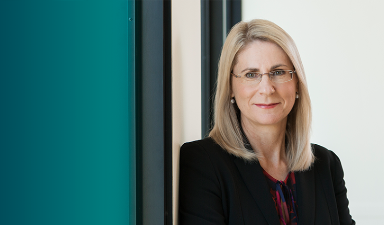 Photo of Dr Heather Smith