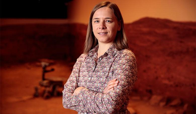 Photo of Professor Lisa Harvey-Smith