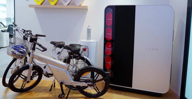 LAVO hydrogen battery, charging an electronic bike in the company’s office
